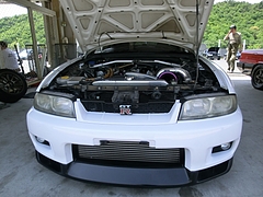 日産スカイラインGT-R(BCNR33)フロントマスク