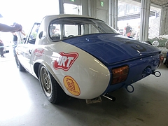 トヨタ・スポーツ800(UP15)左後ろ