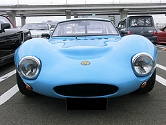 ジネッタG12フロントマスク