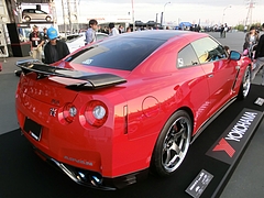 MCR日産GT-R(R35)右後ろ
