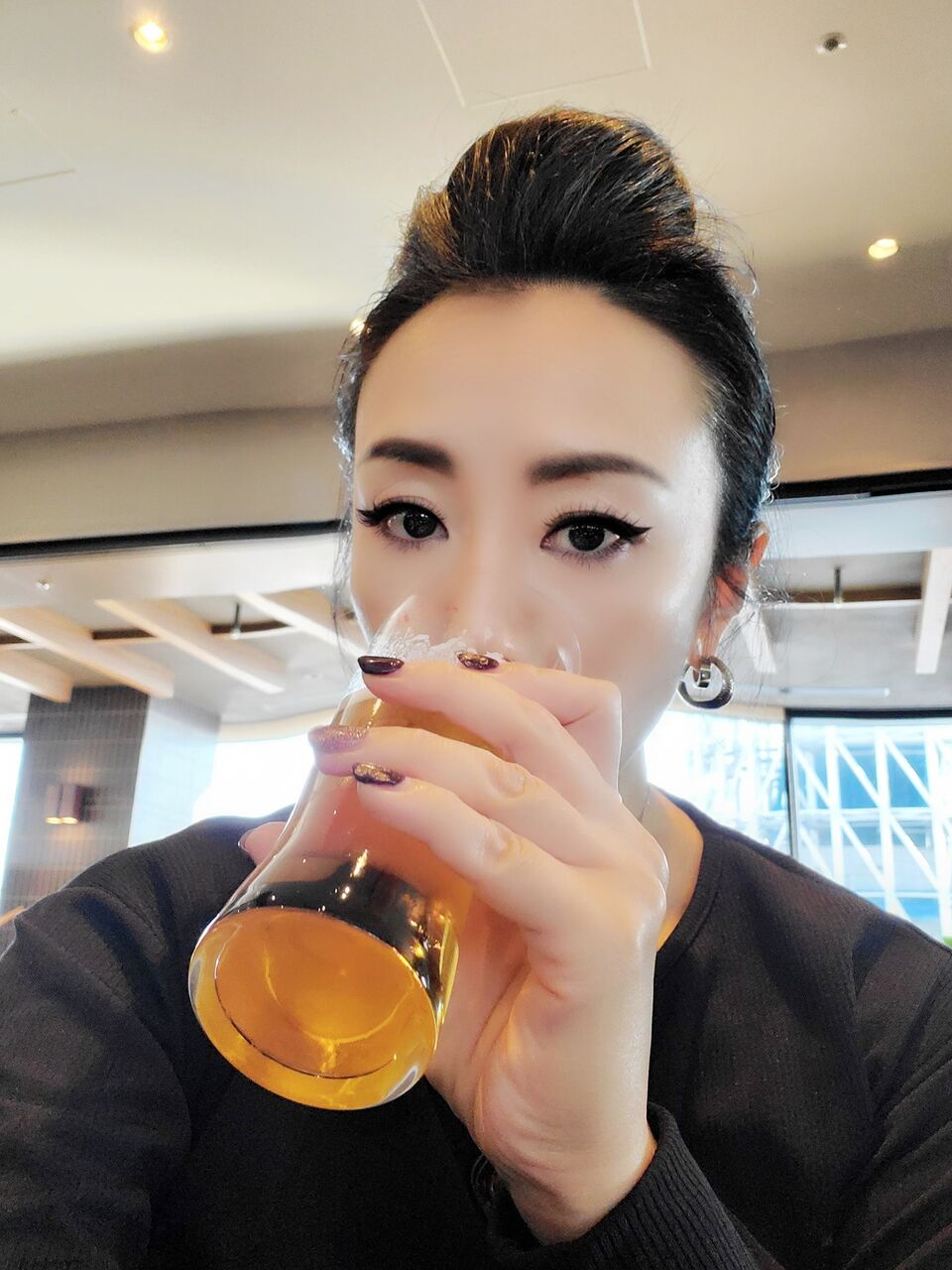 オールバックヘアで 男女 カップル対応型smクラブmantis辰神麗子女王様ブログ 薔薇の吐息 18禁