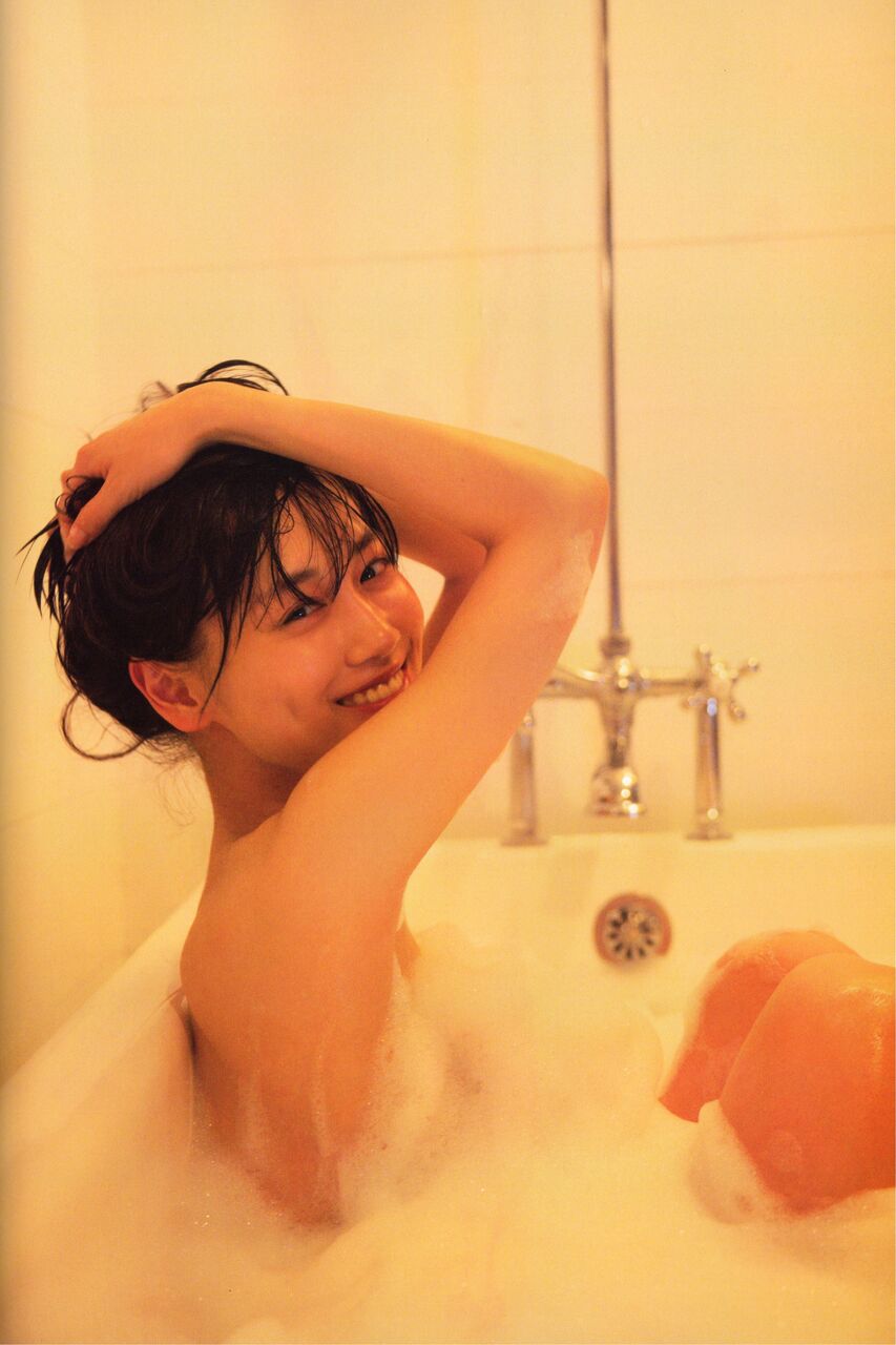 山下美月 グラビア 画像 写真集 ヒロイン 乃木坂46