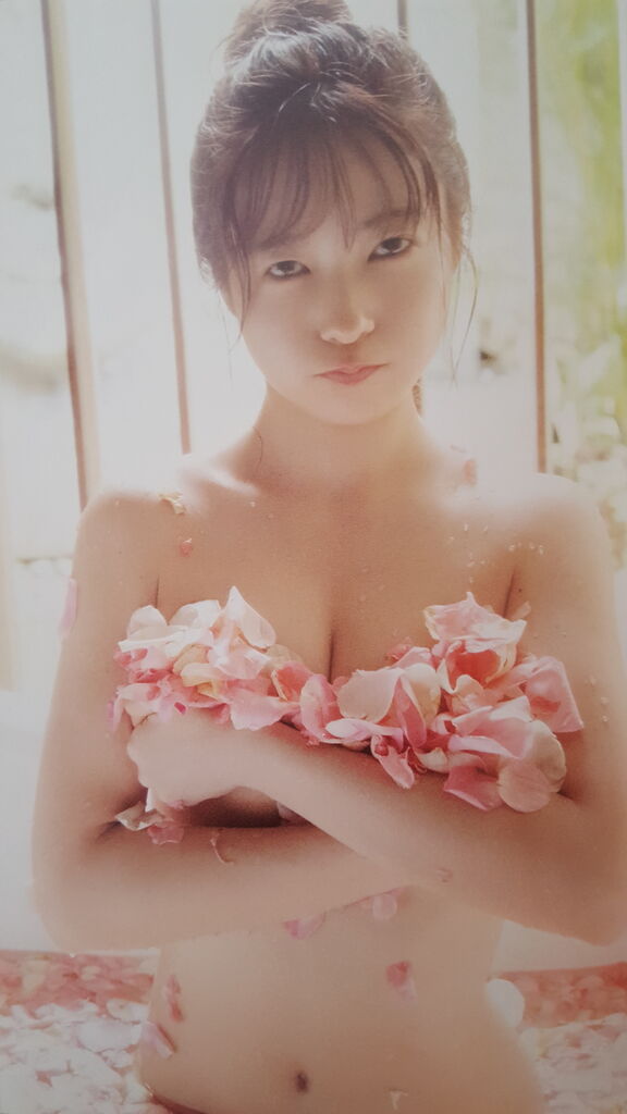 斉藤優里　写真集　7秒のしあわせ