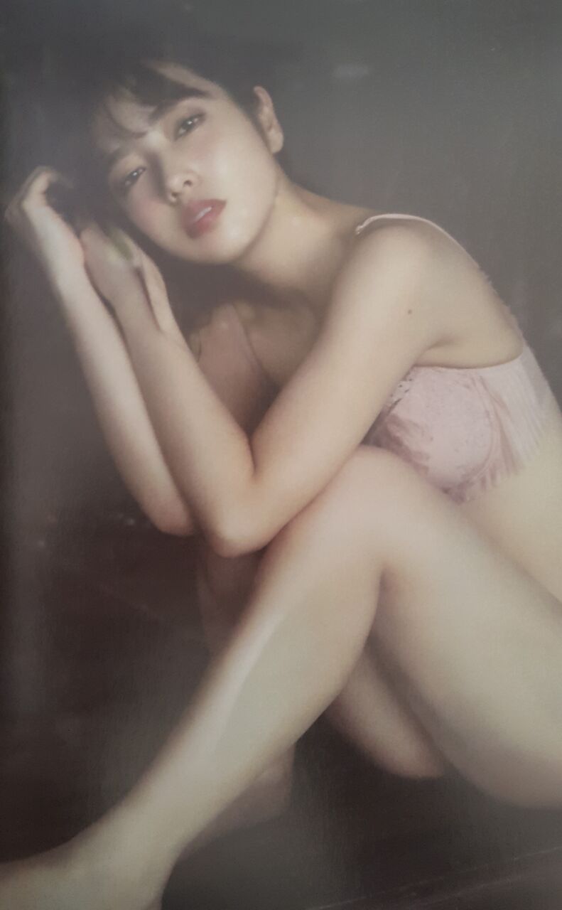 斉藤優里　写真集　7秒のしあわせ