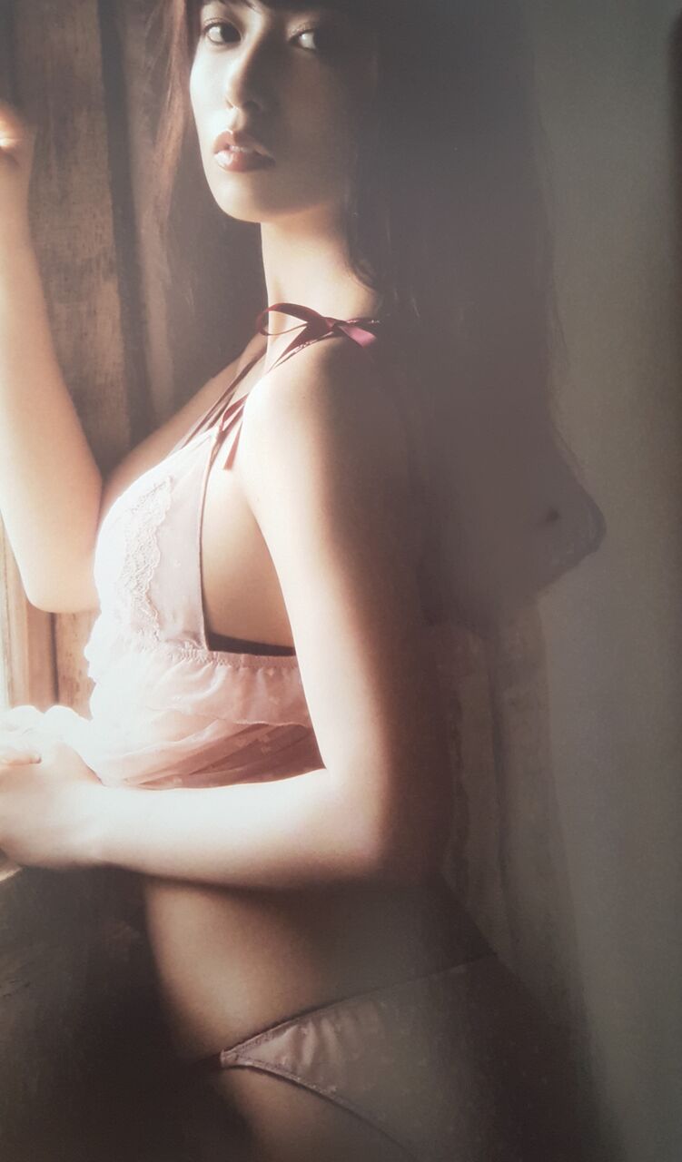 斉藤優里　写真集　7秒のしあわせ