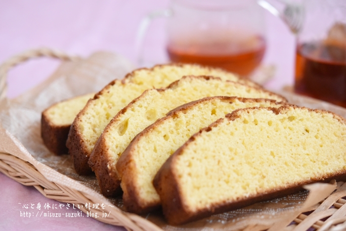 混ぜてオーブンで焼くだけ ホワイトチョコのパウンドケーキ 作り置きおかずレシピとお弁当 心と身体にやさしい料理を 鈴木美鈴オフィシャルブログ Powered By ライブドアブログ