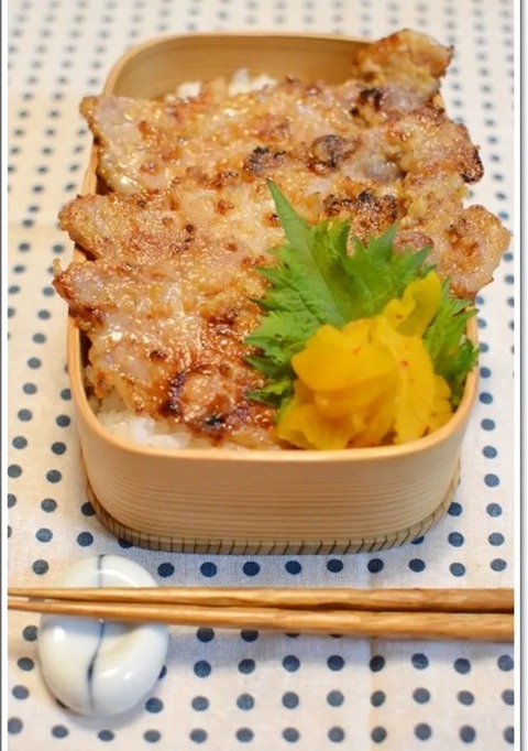 ラップですぐ漬かる-豚ロース肉の味噌漬け-レシピ-メイン-写真