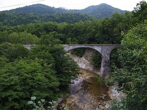 R0012005