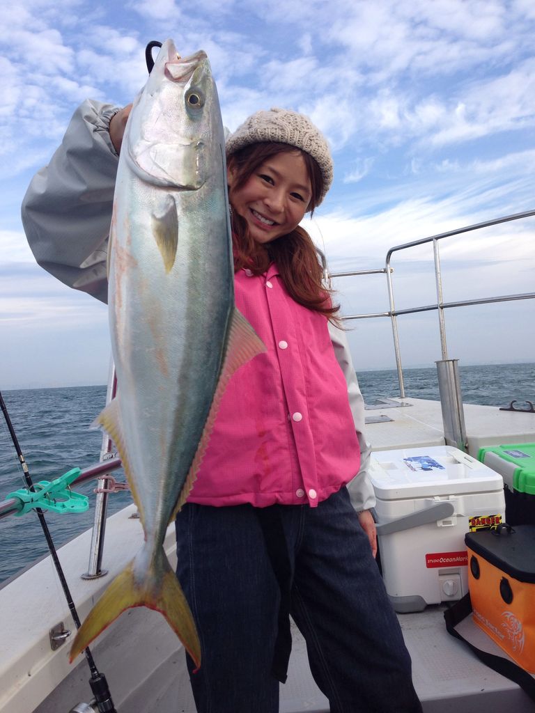 １１月の最近の釣果 ジギング船 ミタチ丸の船長日記 真鯛 ブリ カンパチ メジロを狙います