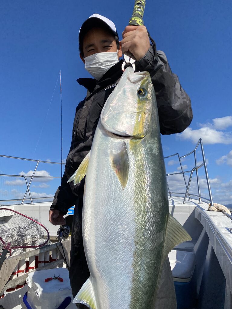 釣果 ジギング船 ミタチ丸の船長日記 真鯛 ブリ カンパチ メジロを狙います