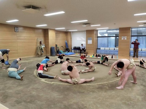 2体操四股股割1