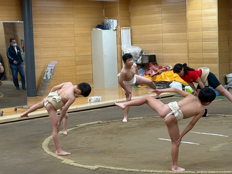 3