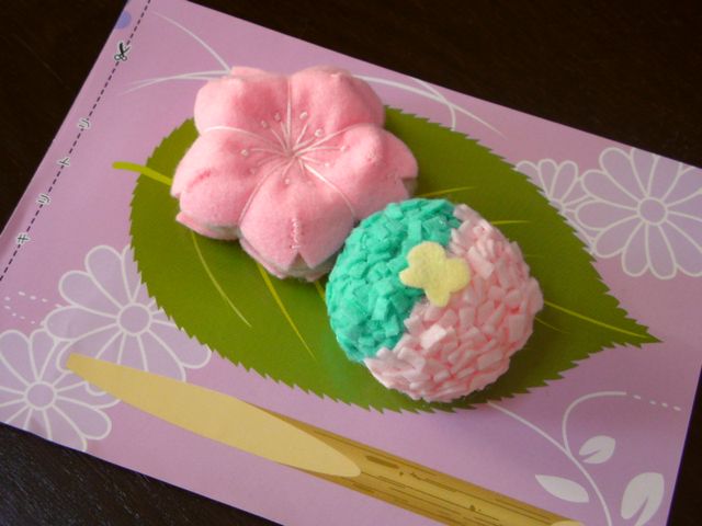ミテコレ フェルトマスコット 桜最中と上生菓子 ミテコレ たなちゅうの手作りおもちゃ箱