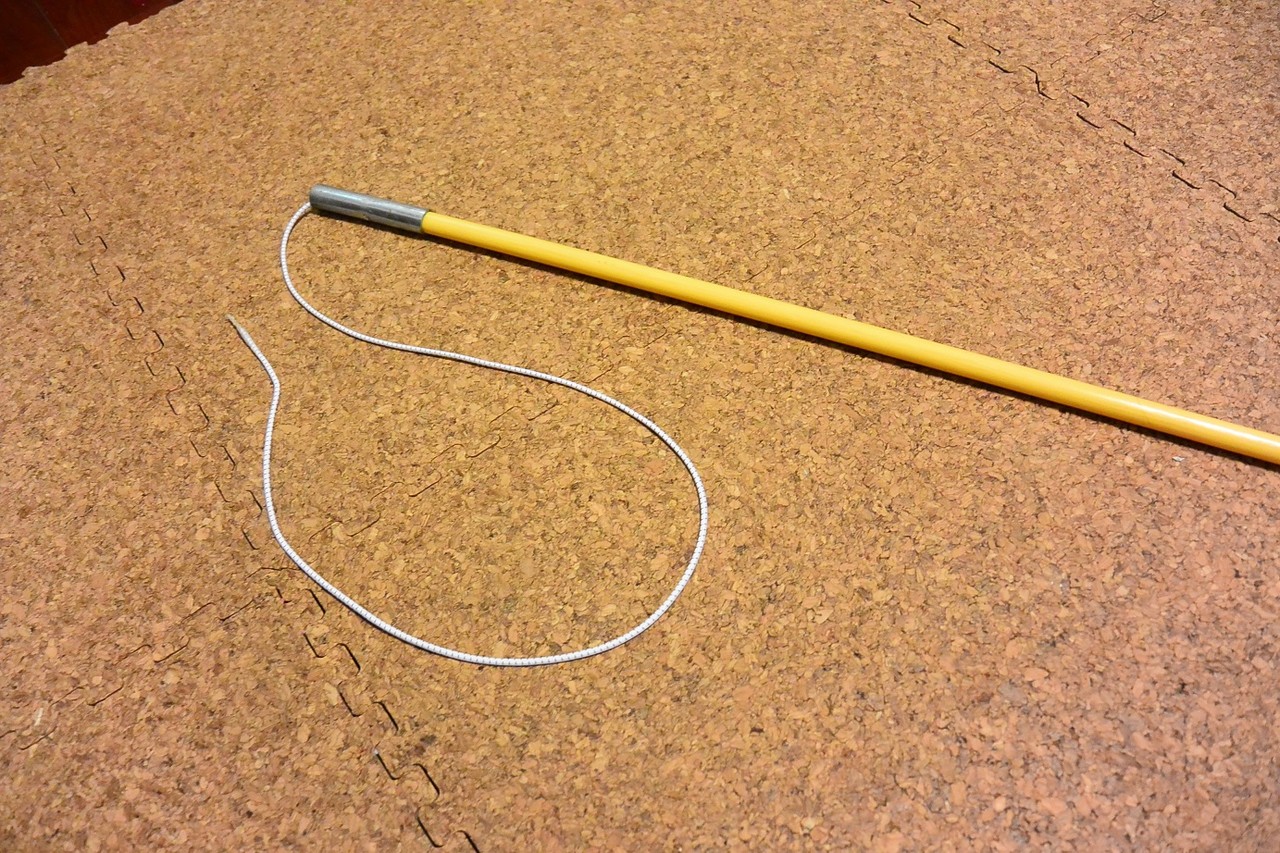 クラッシャーにかかれば ショックコードも簡単にちぎれちゃうのねっ お外が好きやねん