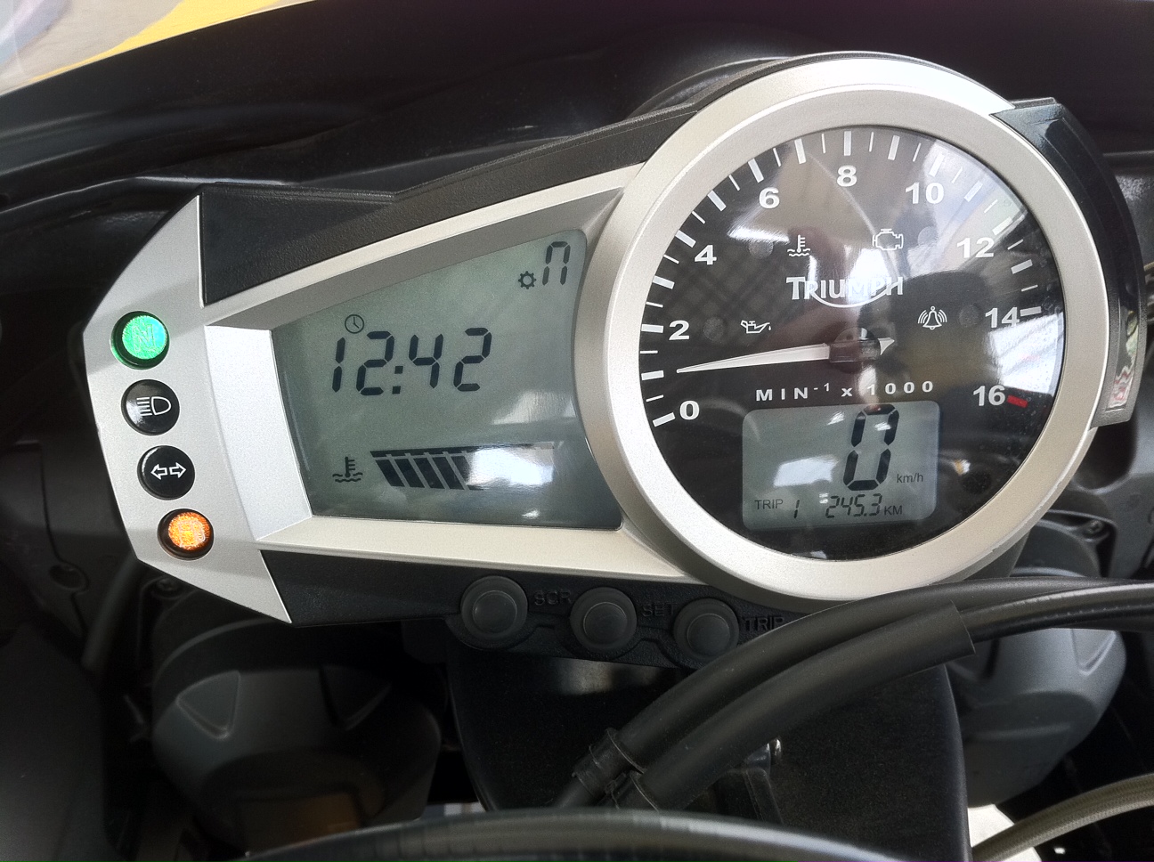 Daytona 給油ランプ みつるライダー ブログ Daytona 給油ランプ みつるライダー ブログ