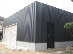 鉄骨造ガレージ