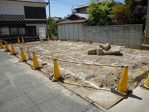 鉄骨造二階建てガレージ配筋工事