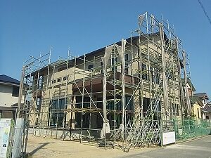 鉄骨造の家 外壁貼り