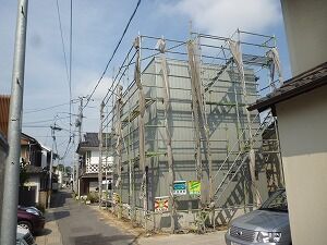 鉄骨造2階建てガレージ外壁工事