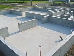 基礎コンクリート打設