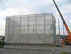 三色瓦屋根の可愛い家　上棟