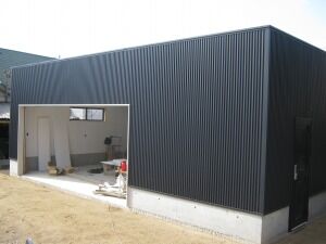 鉄骨造ガレージ