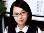 関西素人初撮り！学費を稼ぐため、AV！面接に来た関西弁の●校卒業したての超マジメっ娘を即SEX、そしてじゃまなマン毛を剃っちゃいました！！ 鈴木そら（仮名）18歳