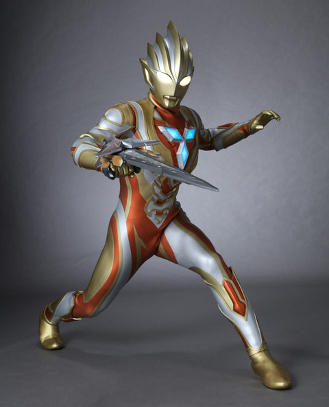 post-6067-ultraman-trigger-info-01-660x816