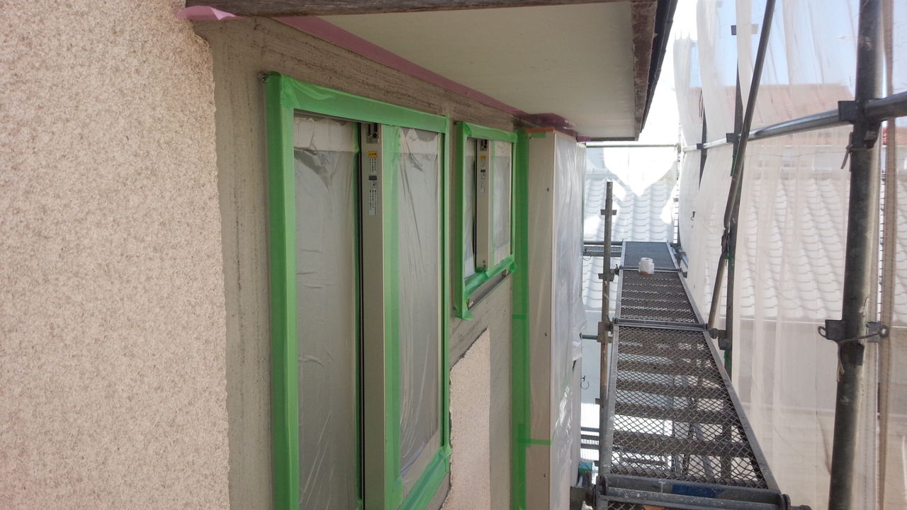 以外と難しい外壁リフォーム リシン掻き落とし 左官屋左菊の現在進行形