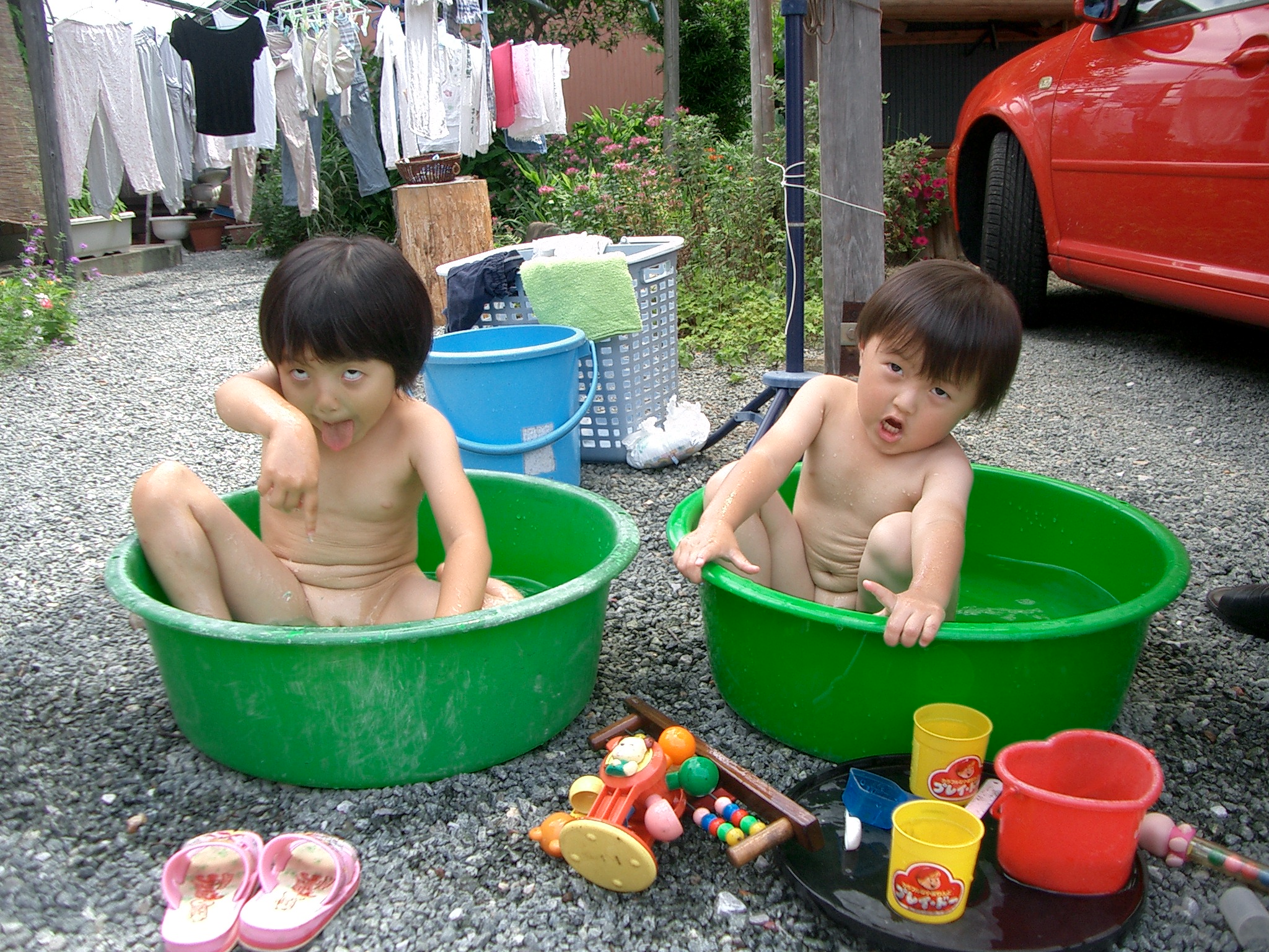 水遊び スッポンポン ワカナ美容院へ : My Pritty Kittenｓ