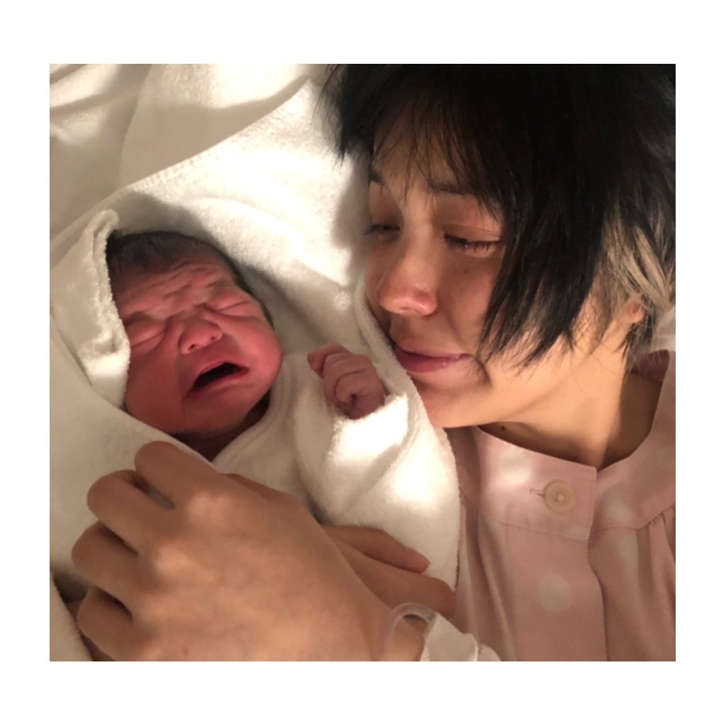 929AB2B7-57B7-46D5-8DA3-243E0EE4EAAA