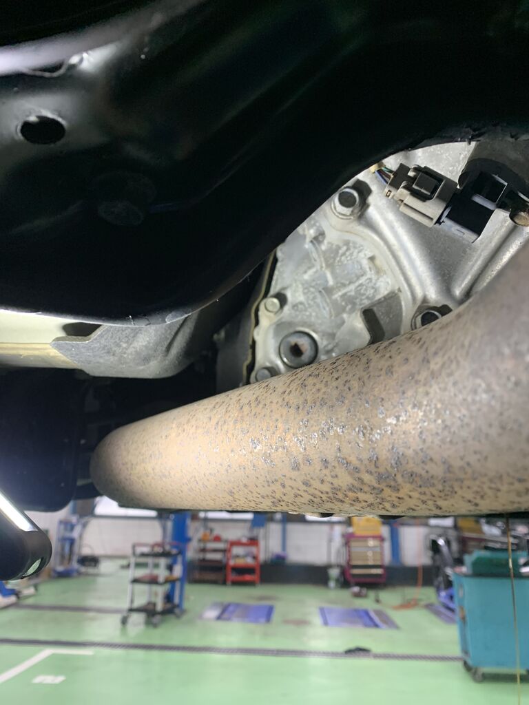 多走行のｖｍｇレヴォーグのｃｖｔフルードを一か八か交換しました 趣味中心の部屋