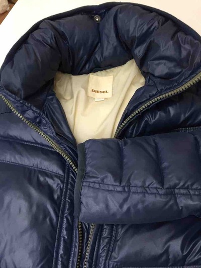 ダウンジャケットの襟をリメイク修理しました しみ抜き専門店 アイチャク２８４