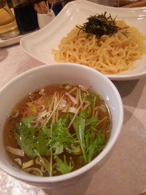 ���Ĥ�����