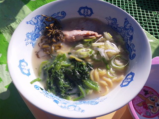 豚骨ラーメン
