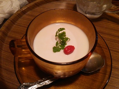 ミルク杏仁豆腐