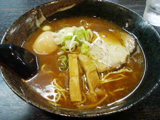 醤油ラーメン+味玉