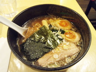 ������餢���