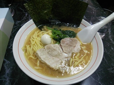 ラーメン(300円)