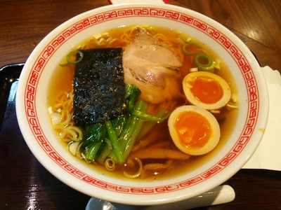 東京ラーメン(650円)+煮玉子(100円)