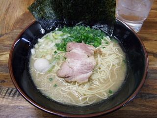 丸鶏らーめん国明