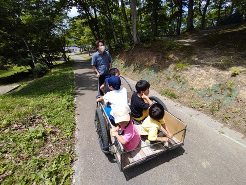 LINE_ALBUM_天童高原、サクランボ狩り_230626_101