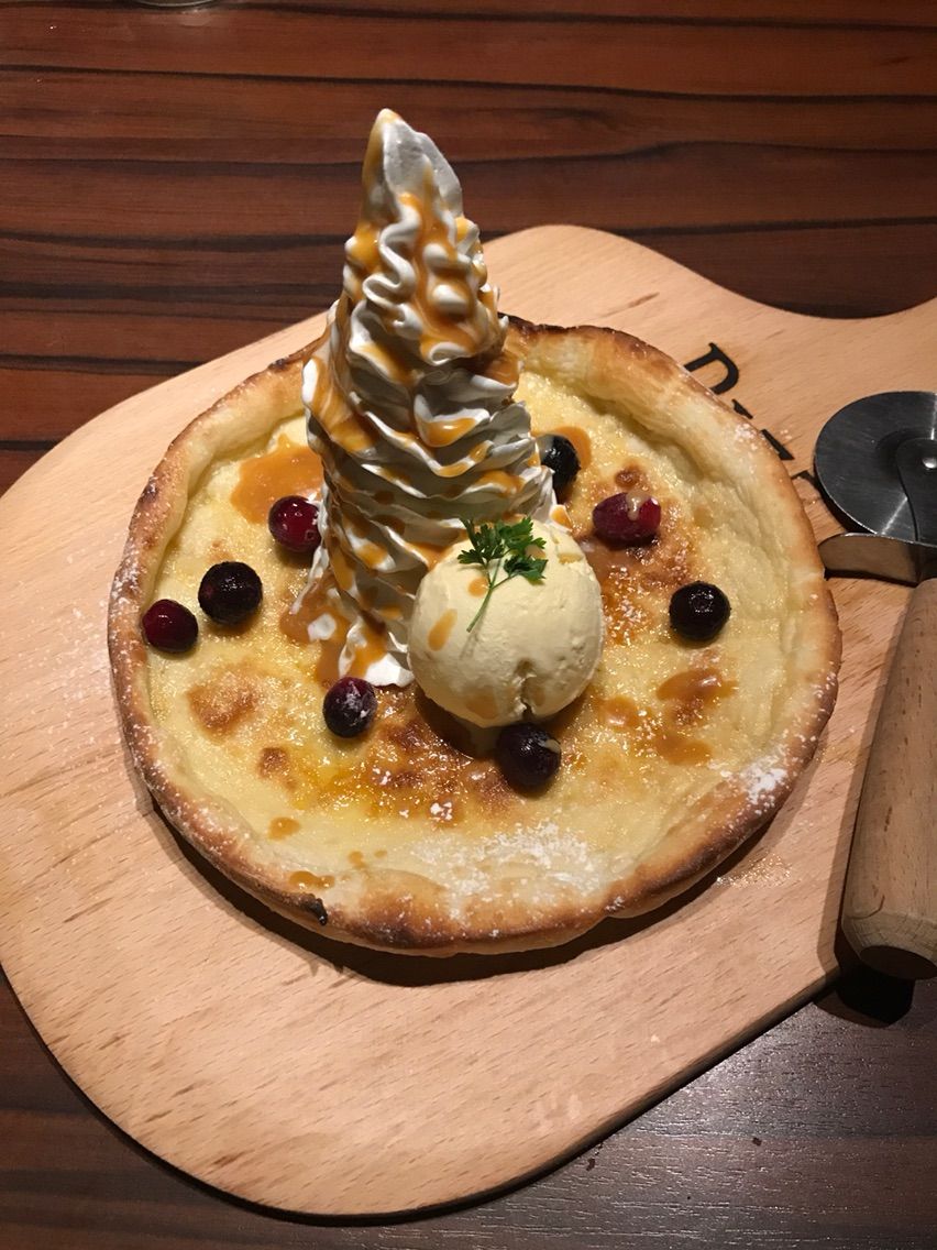 渋谷テラス 渋谷駅前店 フレンチトーストピッツァ 花畑牧場の生キャラメルソース フレンチトースト研究会 渋谷テラス 渋谷駅前店 フレンチトーストピッツァ 花畑牧場の生キャラメルソース フレンチトースト研究会