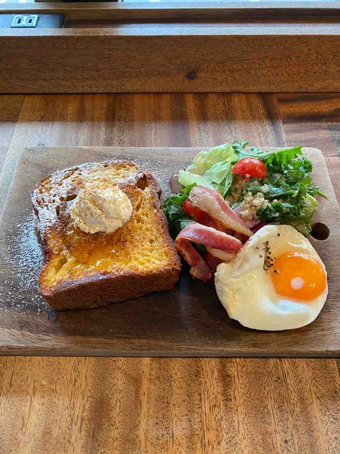 No．4】フレンチトーストコンボ : フレンチトースト研究会