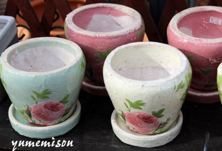 バラの陶器鉢