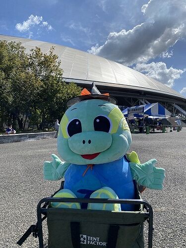 圧倒的ニータンのいるスタンドは圧倒的だった : Forza Trinita 圧倒的ニータンのいるスタンドは圧倒的だった : Forza Trinita