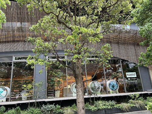 アートなウォーターフロント天王洲アイルを闊歩する Forza Trinita