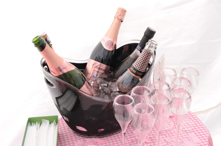 32C452A2-F079-4AA7-BCE0-78BD6176A662