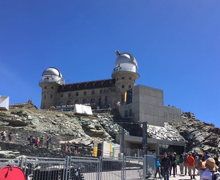 E05D9C54-B0CA-4E70-9752-42C32CD5AA45