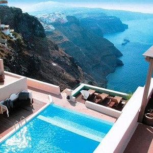 secret garden hotel pool ocean view